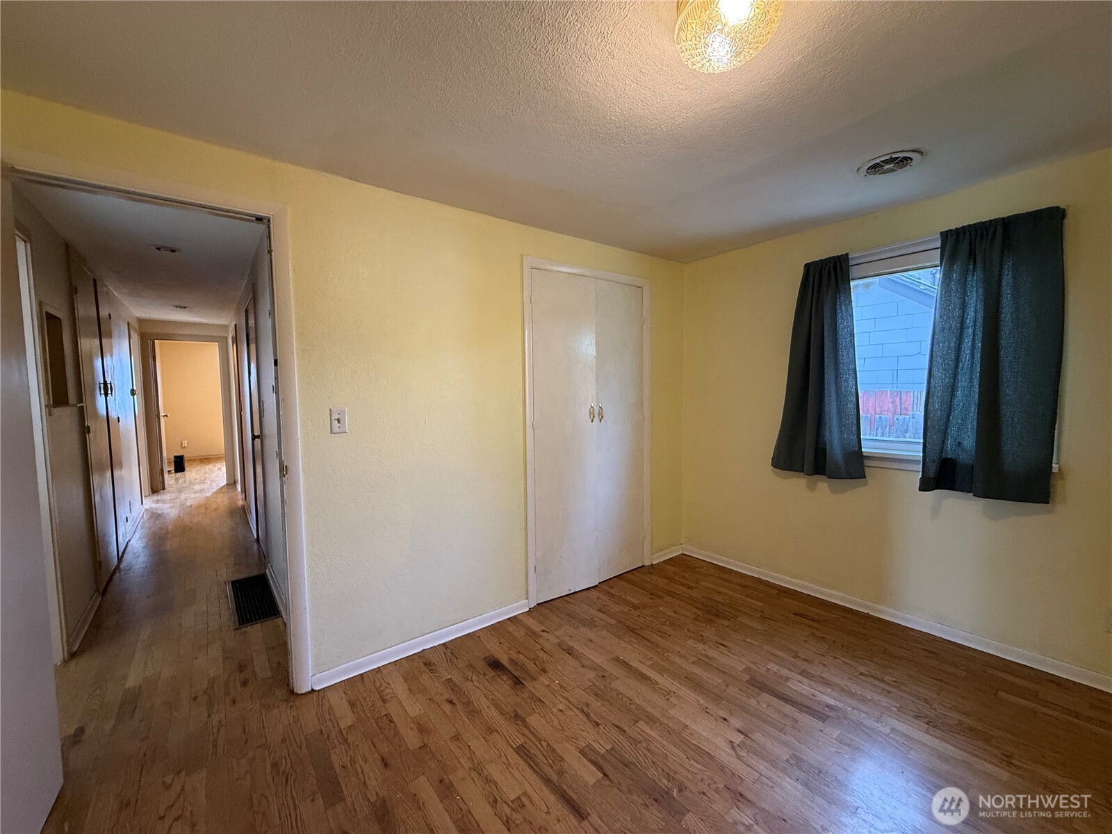 306 S Adams Street , Waterville, WA 98858