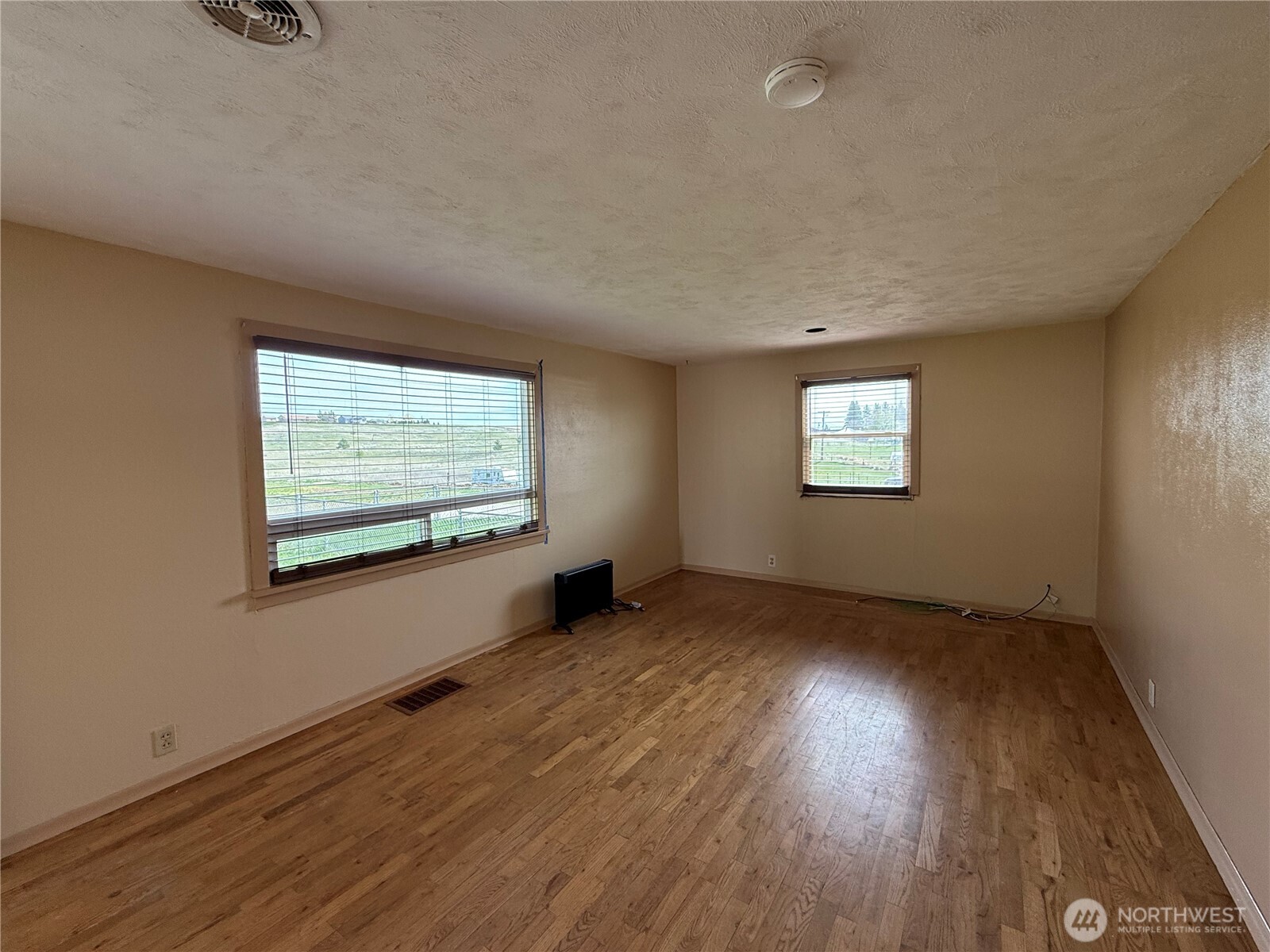 306 S Adams Street , Waterville, WA 98858