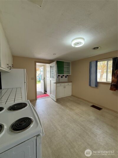 306 S Adams Street , Waterville, WA 98858 - Photo 8