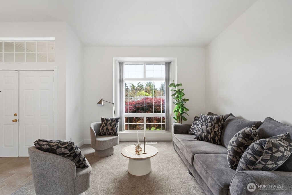 1728 Amber Boulevard , Puyallup, WA 98372