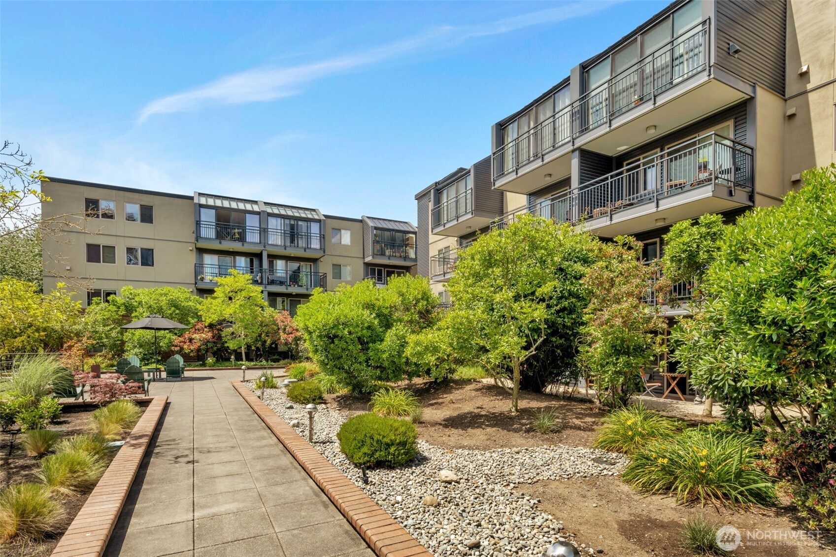 275 W Roy Street #319, Seattle, WA 98119