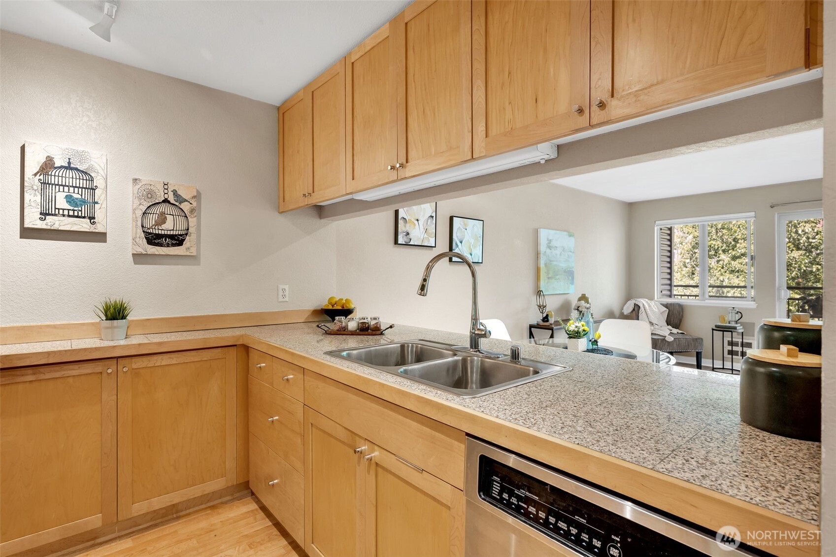 275 W Roy Street #319, Seattle, WA 98119