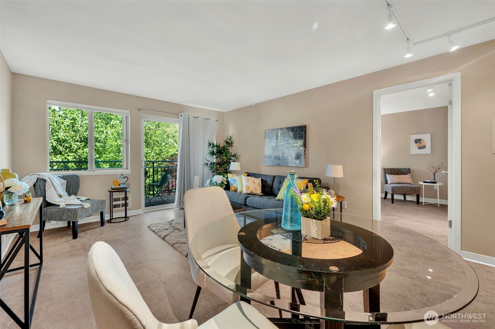 275 W Roy Street #319, Seattle, WA 98119