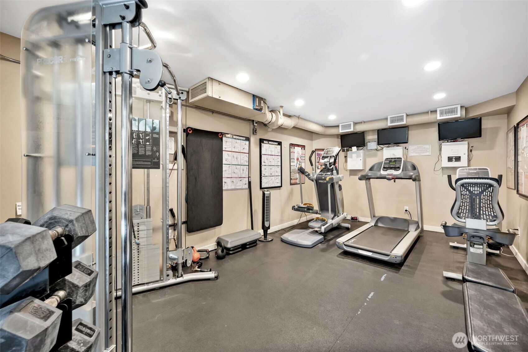 275 W Roy Street #319, Seattle, WA 98119