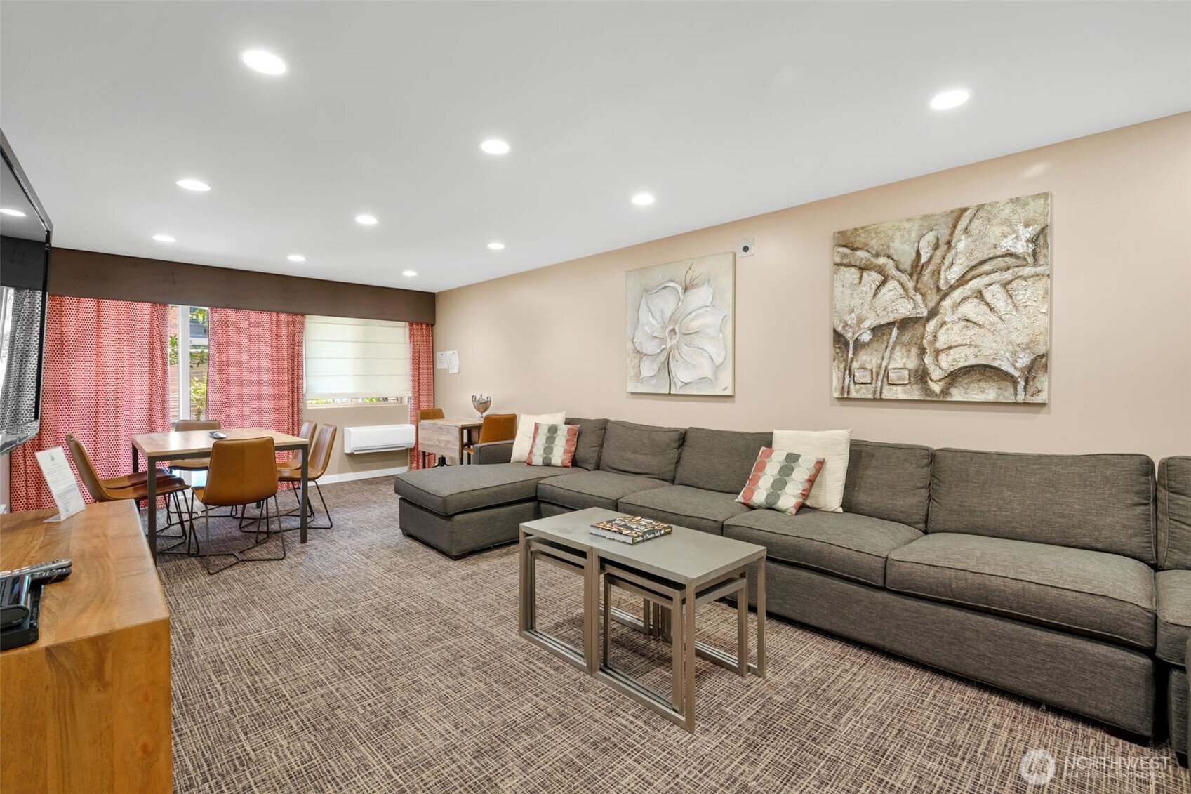 275 W Roy Street #319, Seattle, WA 98119