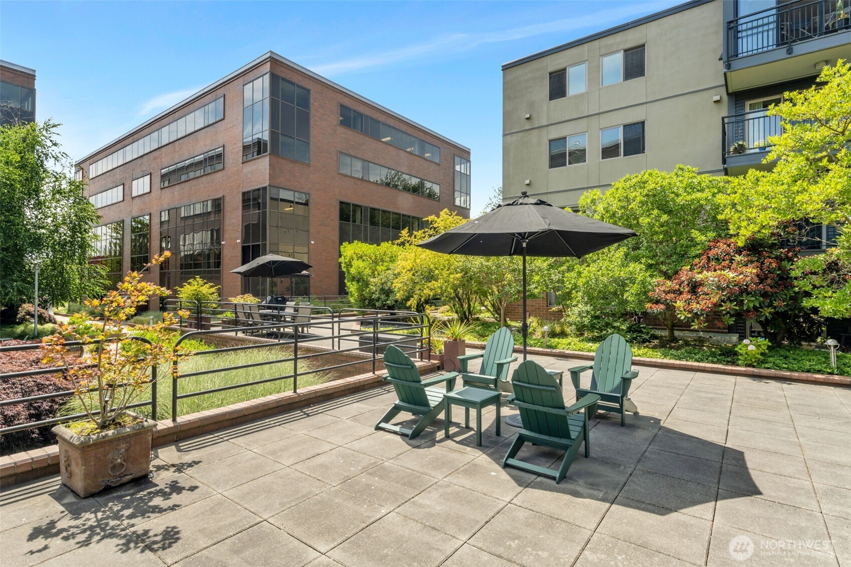 275 W Roy Street #319, Seattle, WA 98119