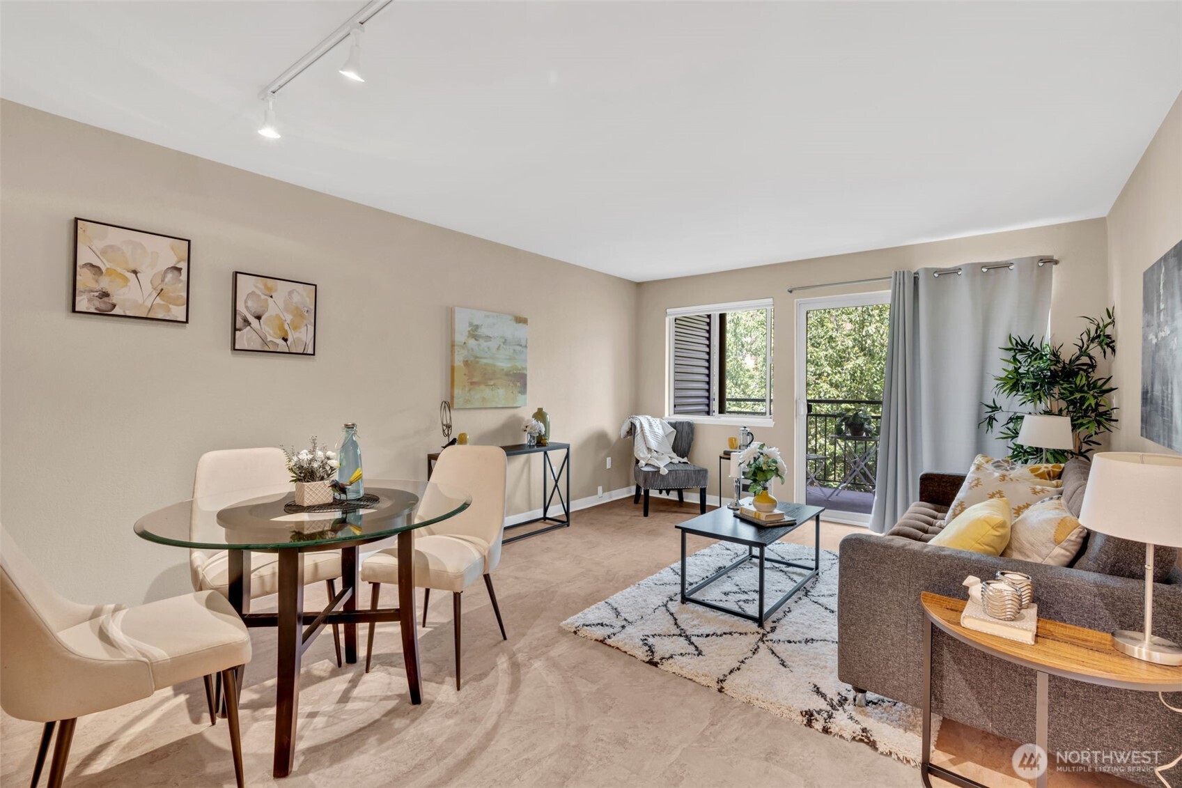 275 W Roy Street #319, Seattle, WA 98119