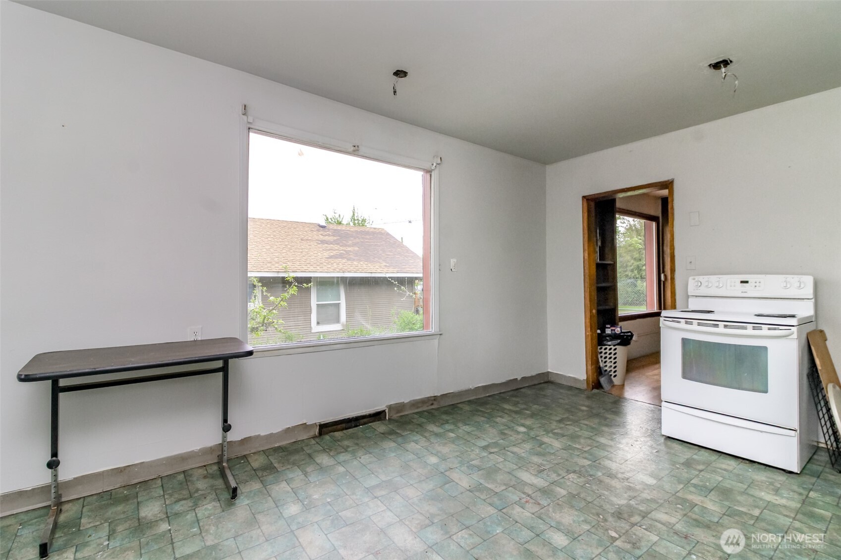 1437 E 30th Street , Tacoma, WA 98404