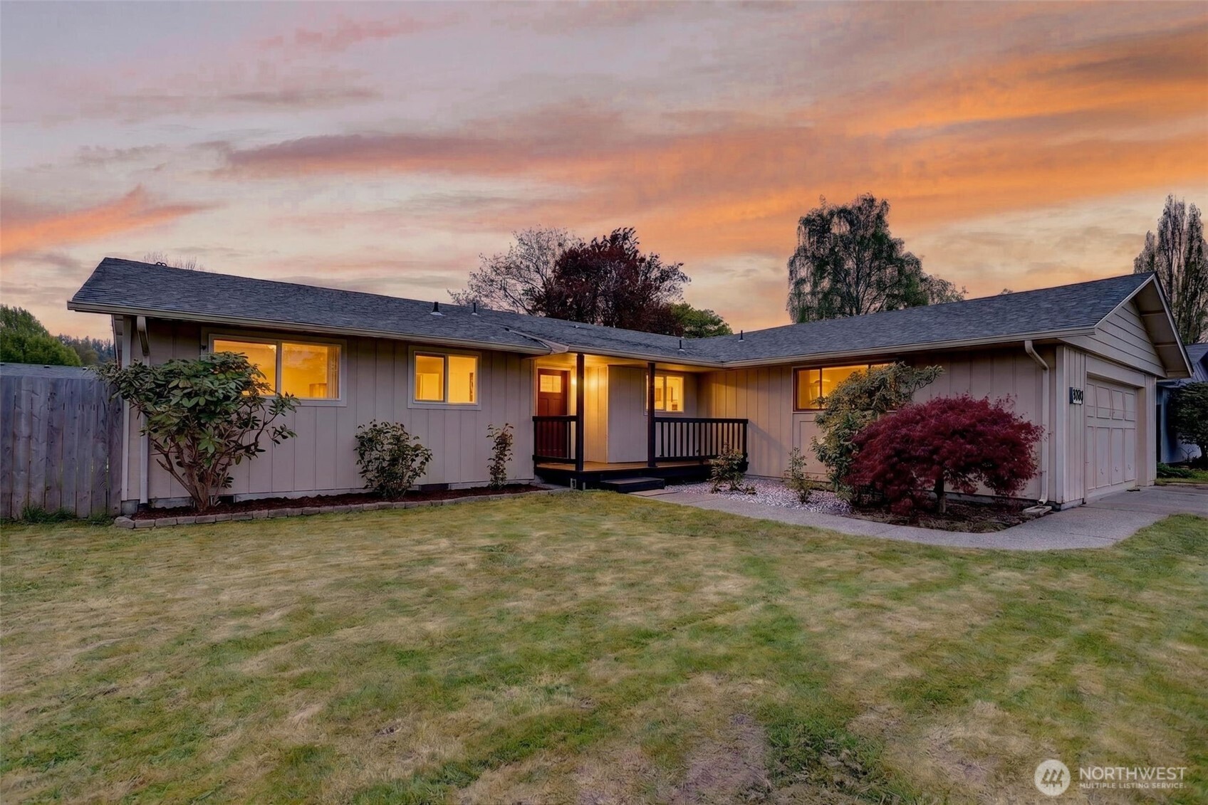3815 Cherrywood Street , Longview, WA 98632