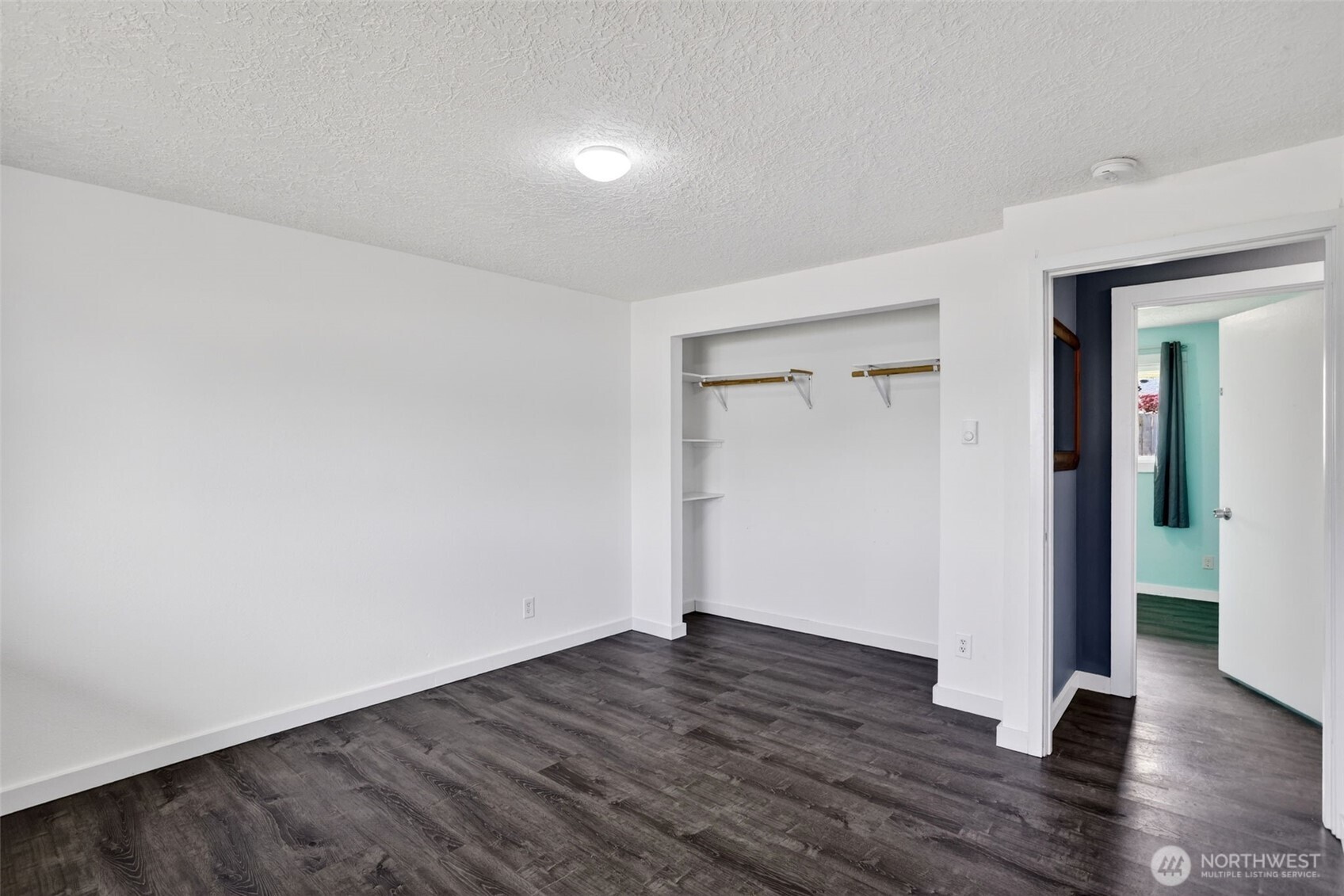 3815 Cherrywood Street , Longview, WA 98632