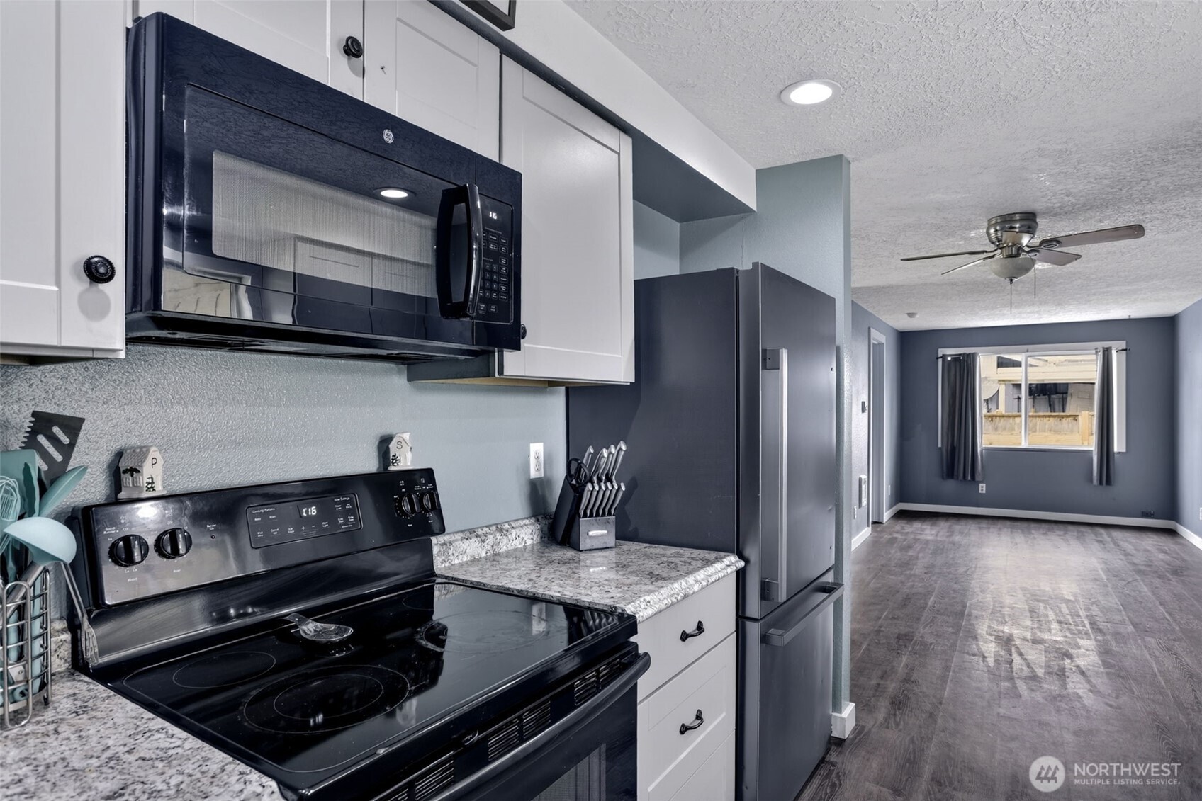 3815 Cherrywood Street , Longview, WA 98632