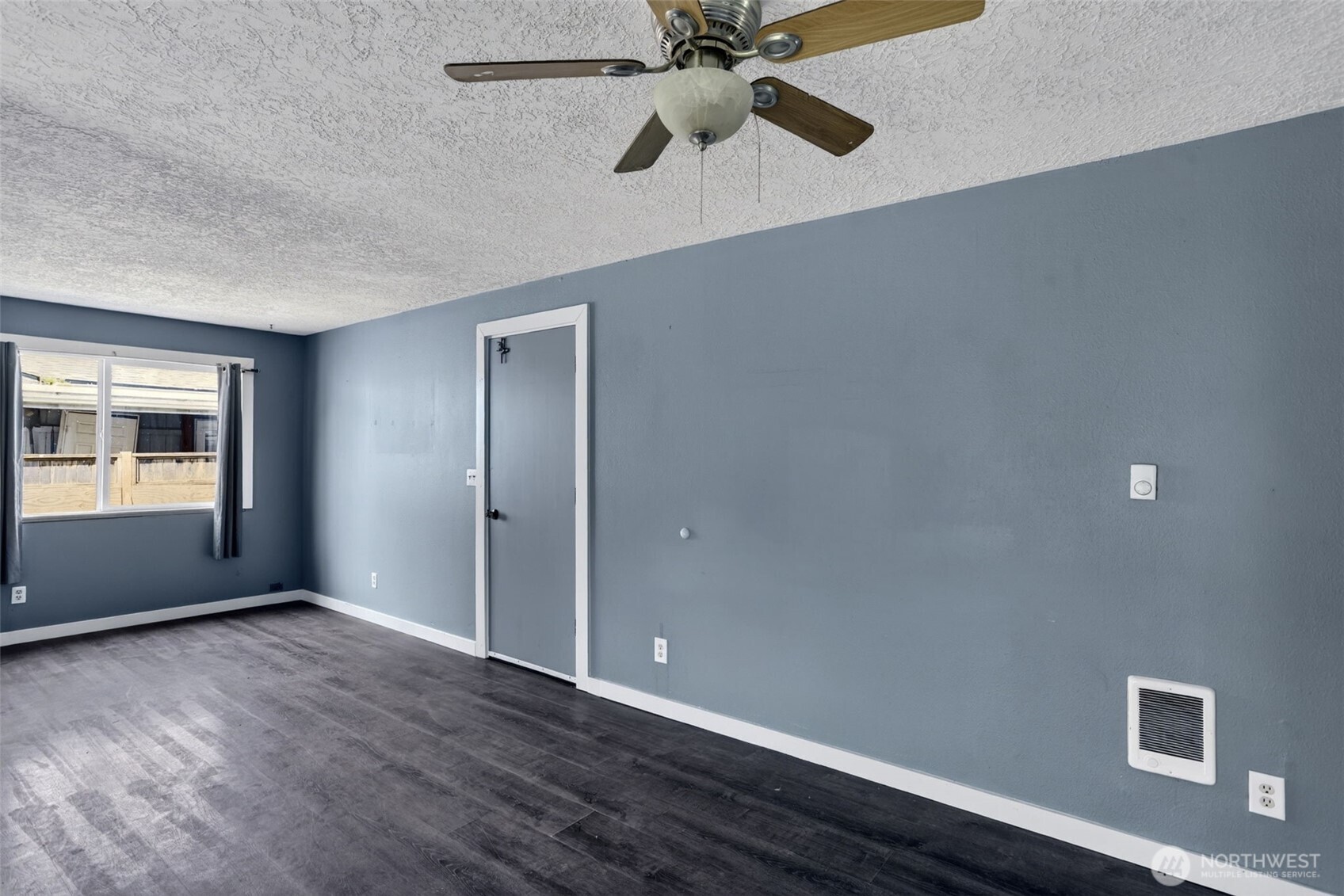 3815 Cherrywood Street , Longview, WA 98632