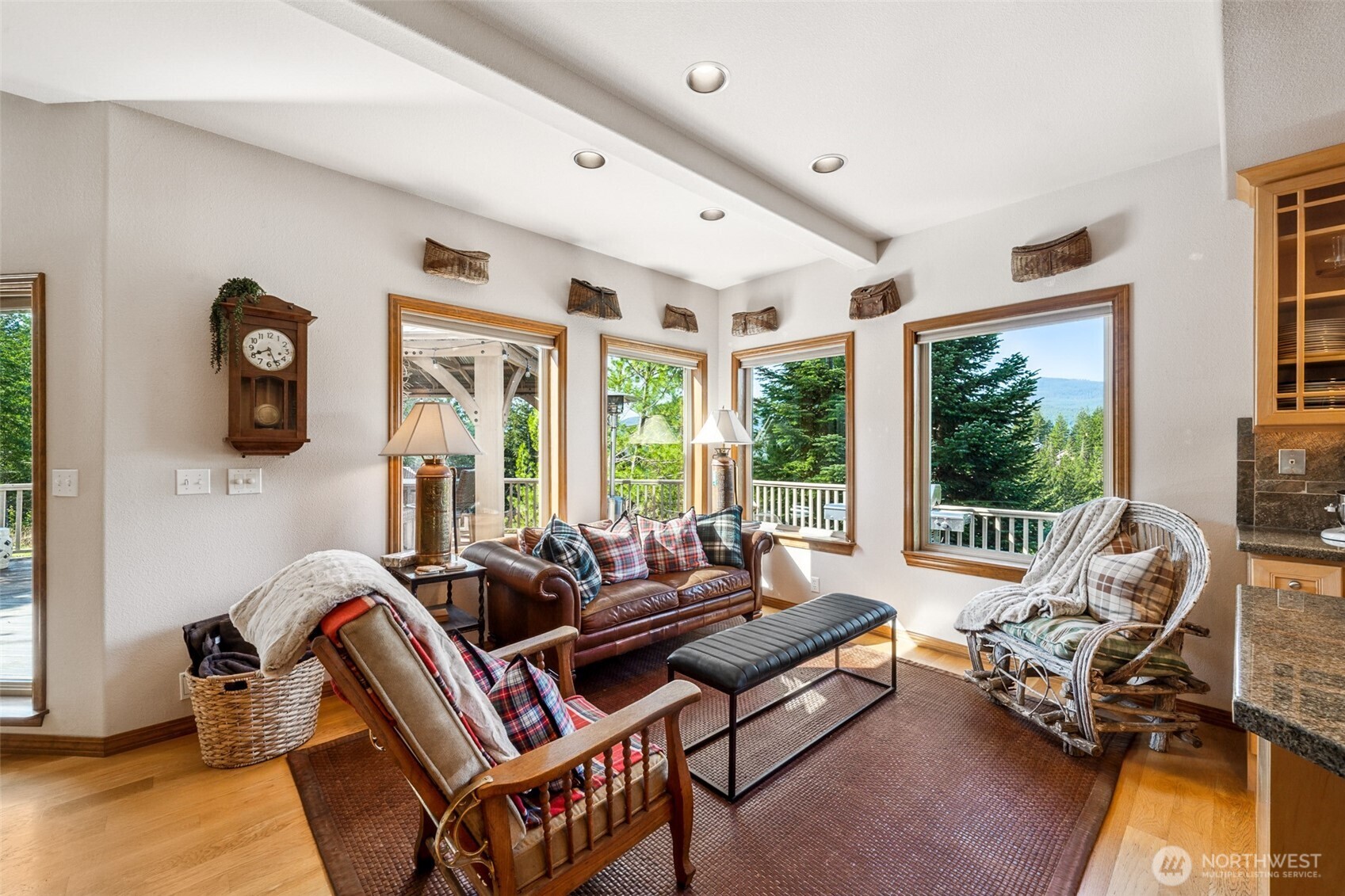 132 Hellem Drive , Packwood, WA 98361