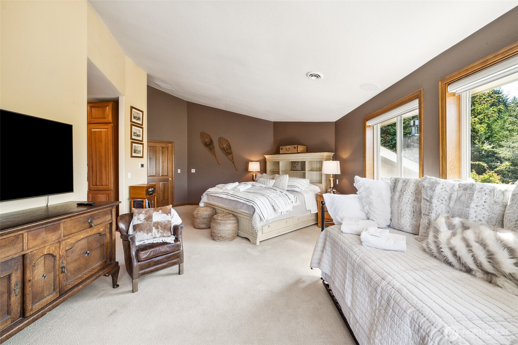 132 Hellem Drive , Packwood, WA 98361