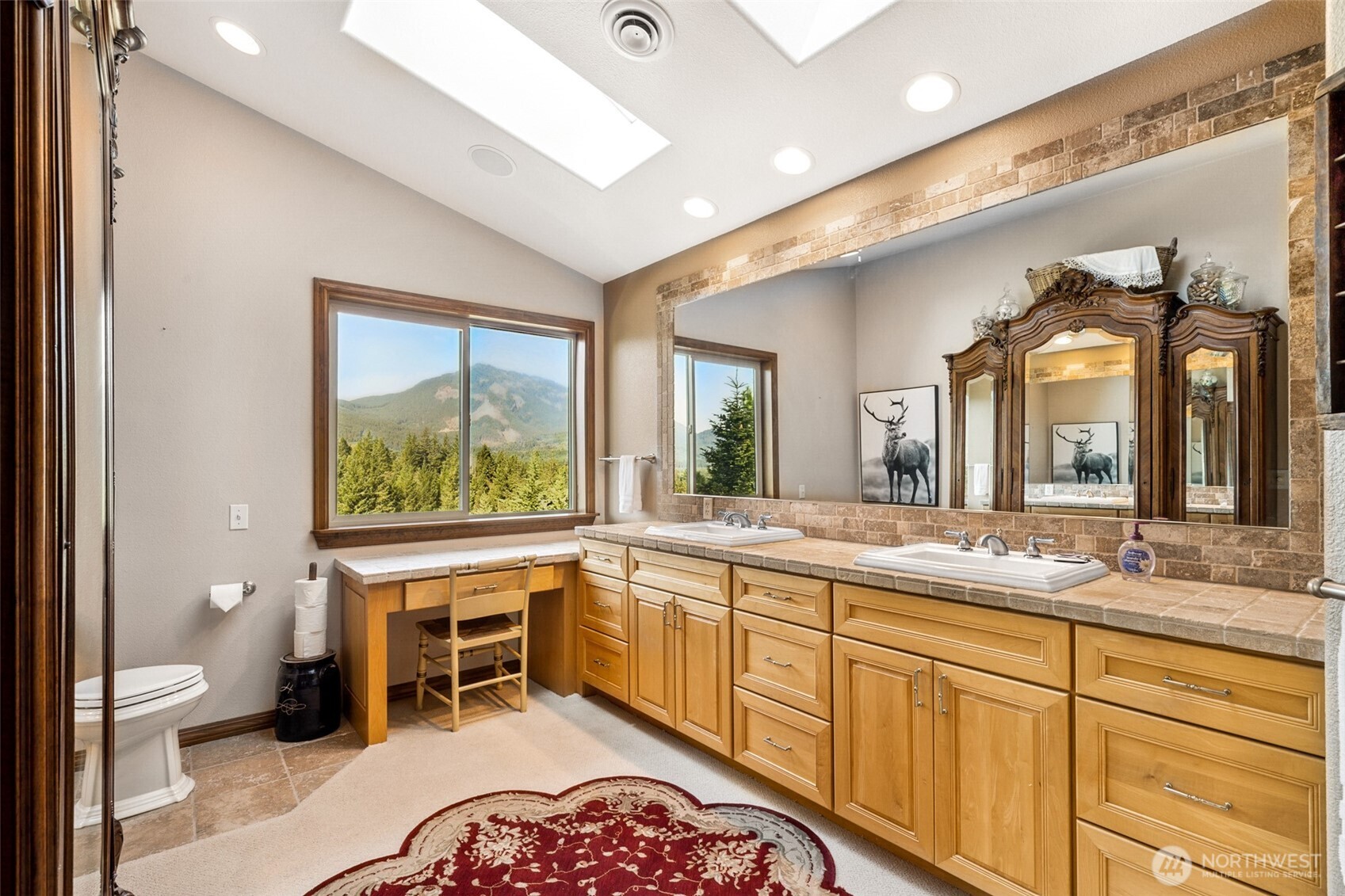 132 Hellem Drive , Packwood, WA 98361