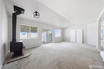 725 NW Sunburst Court , Moses Lake, WA 98837 - Photo 12