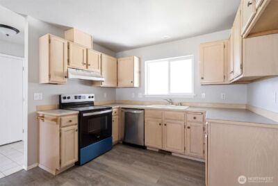 725 NW Sunburst Court , Moses Lake, WA 98837 - Photo 14