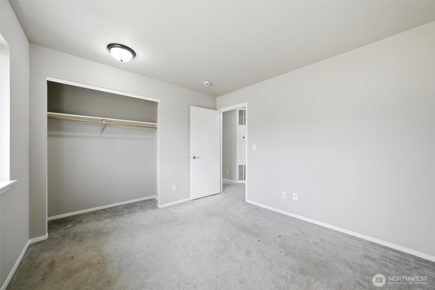 725 NW Sunburst Court , Moses Lake, WA 98837