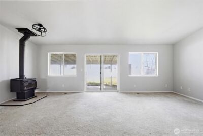 725 NW Sunburst Court , Moses Lake, WA 98837 - Photo 10
