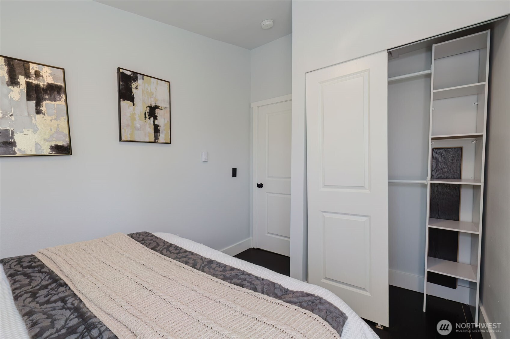 2124 15th Street , Bremerton, WA 98312-3054