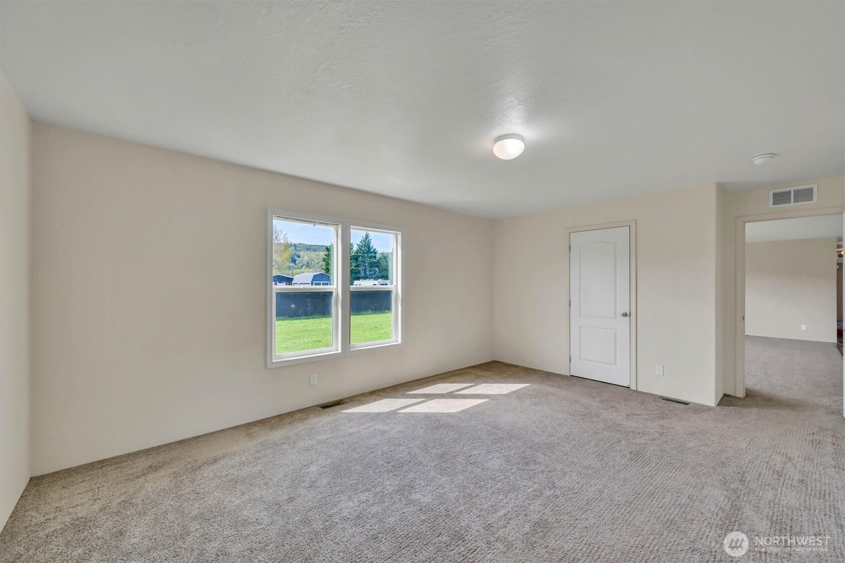 228 Mossyrock Road W, Mossyrock, WA 98564-9610