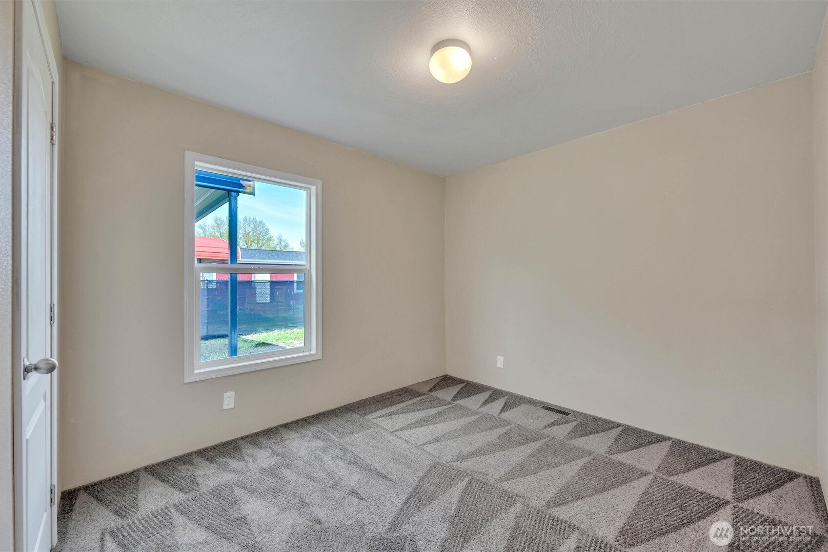 228 Mossyrock Road W, Mossyrock, WA 98564-9610