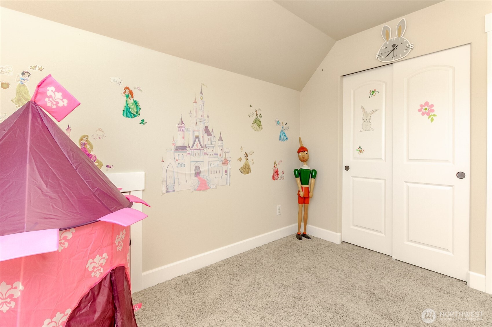 5009 N 13th Street , Tacoma, WA 98406