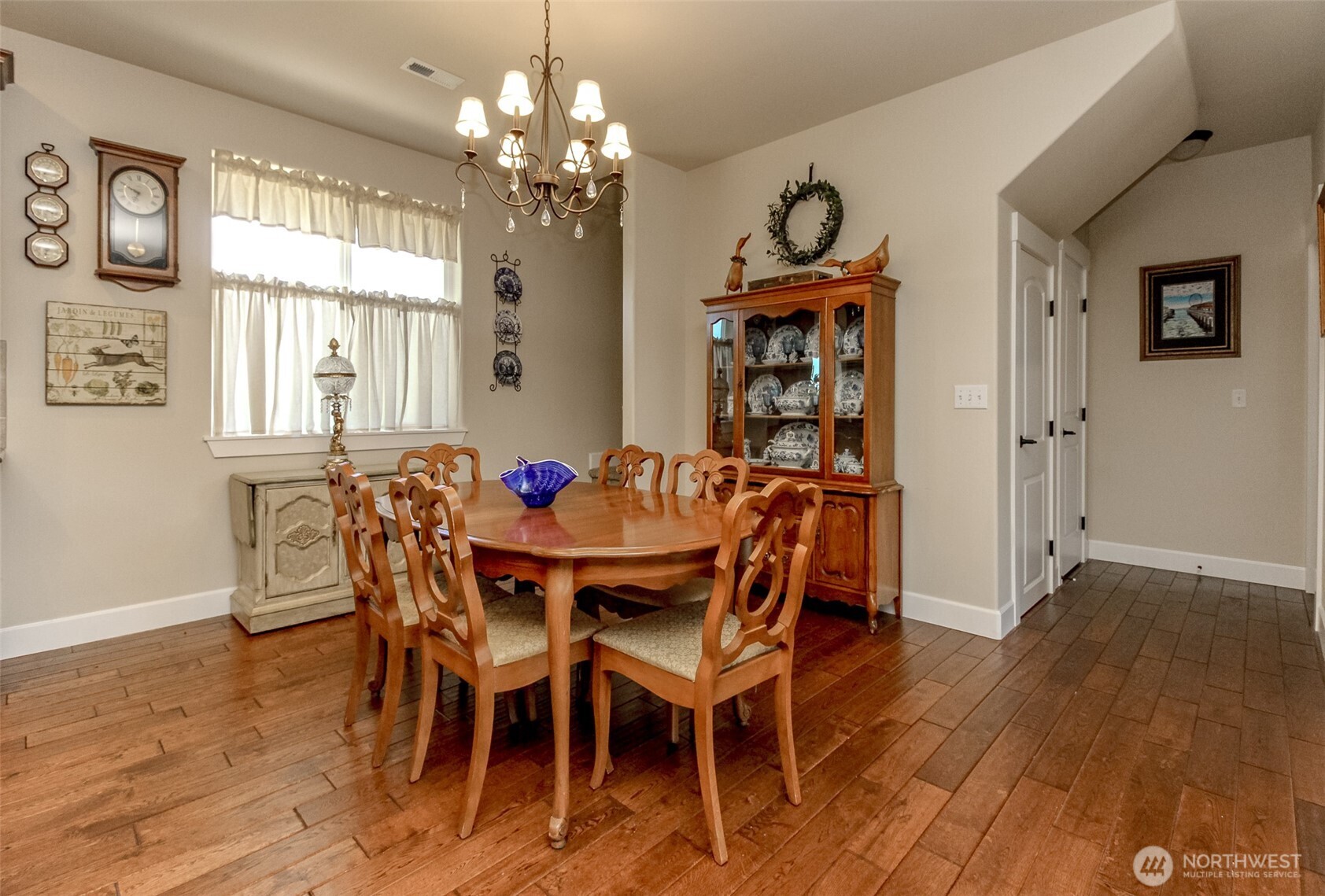 5009 N 13th Street , Tacoma, WA 98406