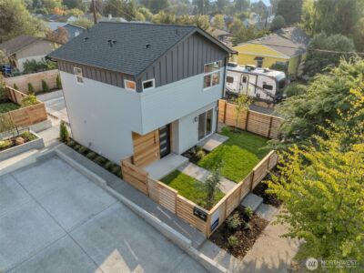 1605 SW Kenyon Street , Seattle, WA 98106 - Photo 3