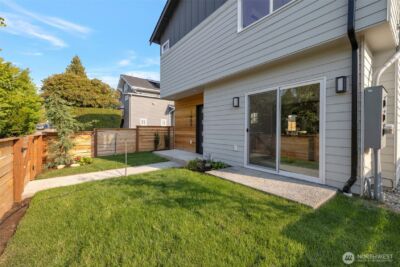 1605 SW Kenyon Street , Seattle, WA 98106 - Photo 4