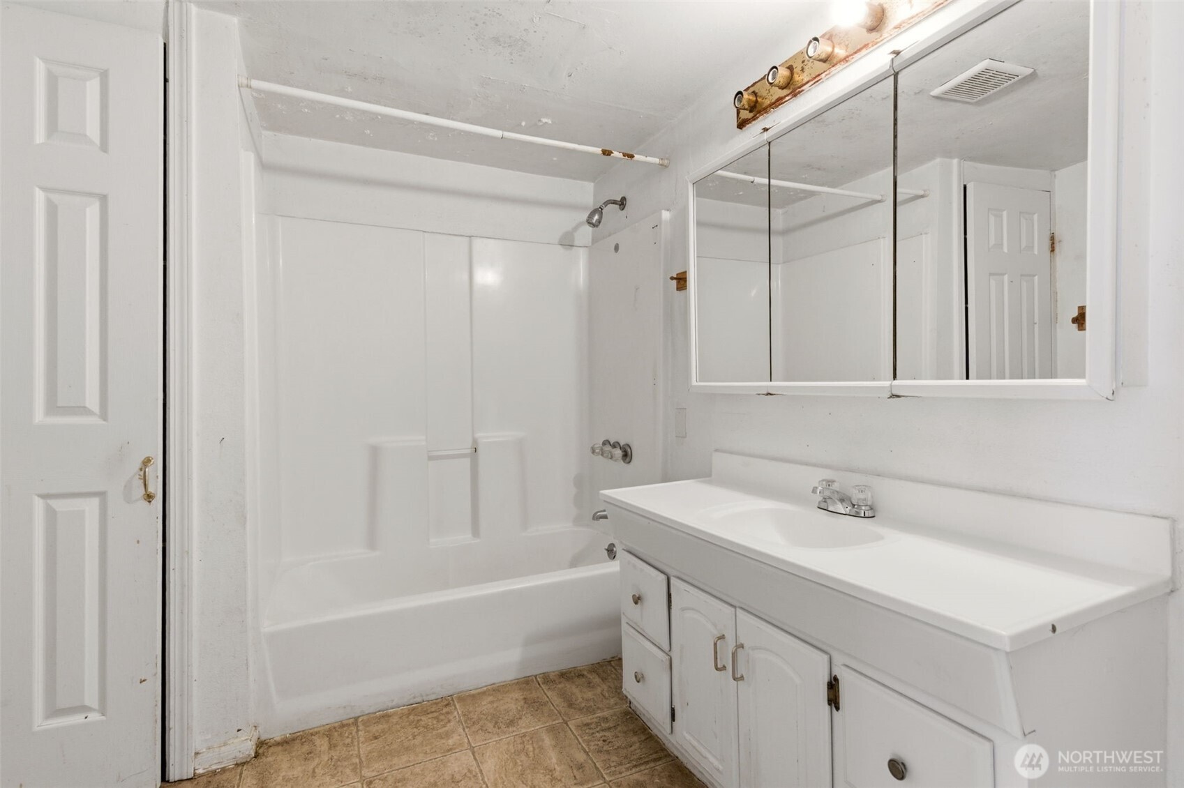 14751 89th Avenue SE, Yelm, WA 98597