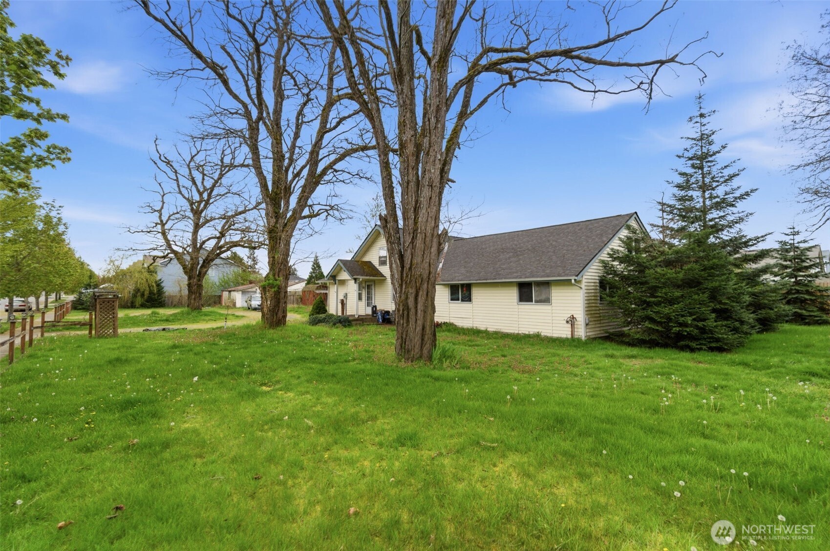 14751 89th Avenue SE, Yelm, WA 98597