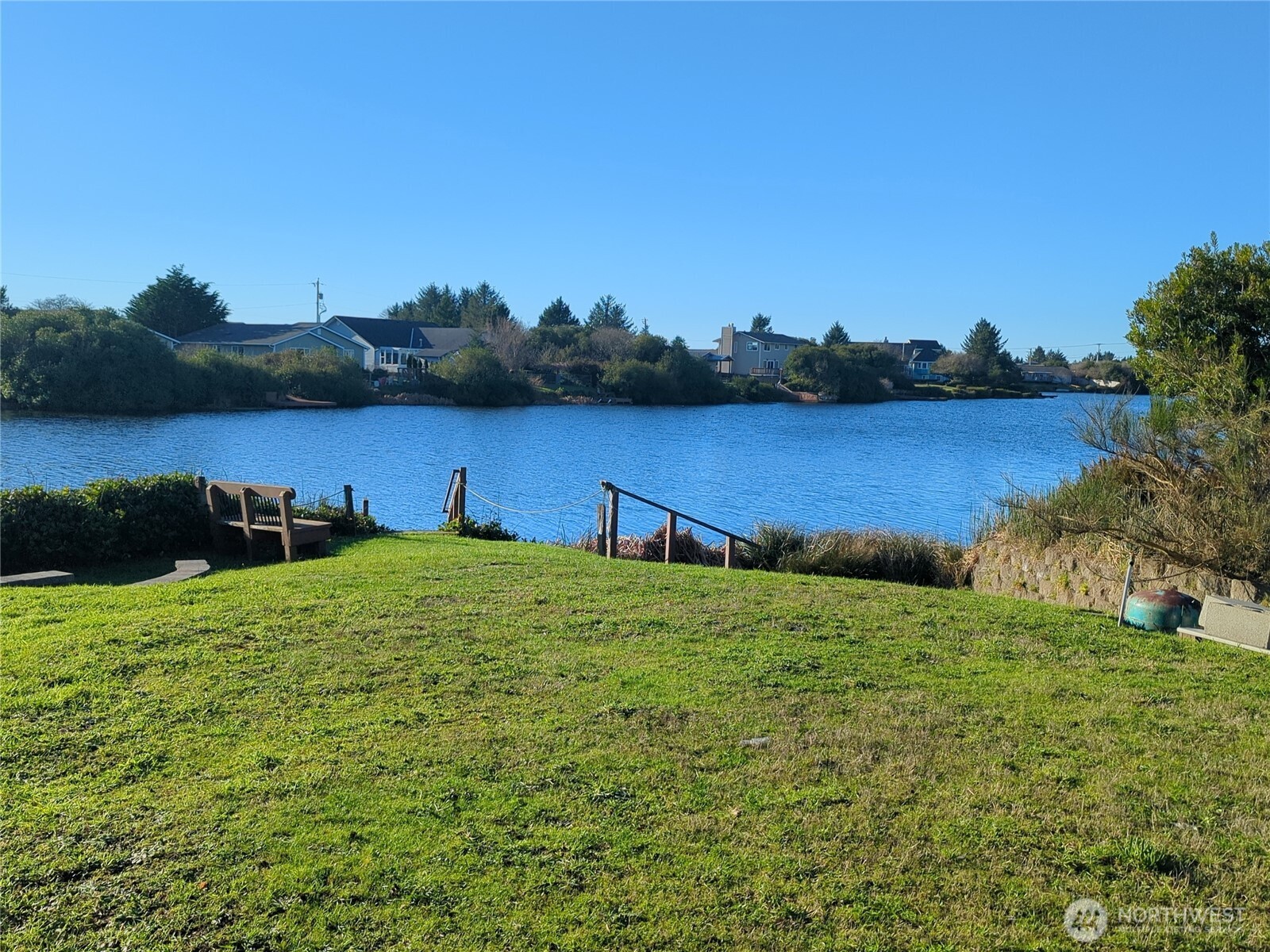 965 Adak Court SE, Ocean Shores, WA 98569