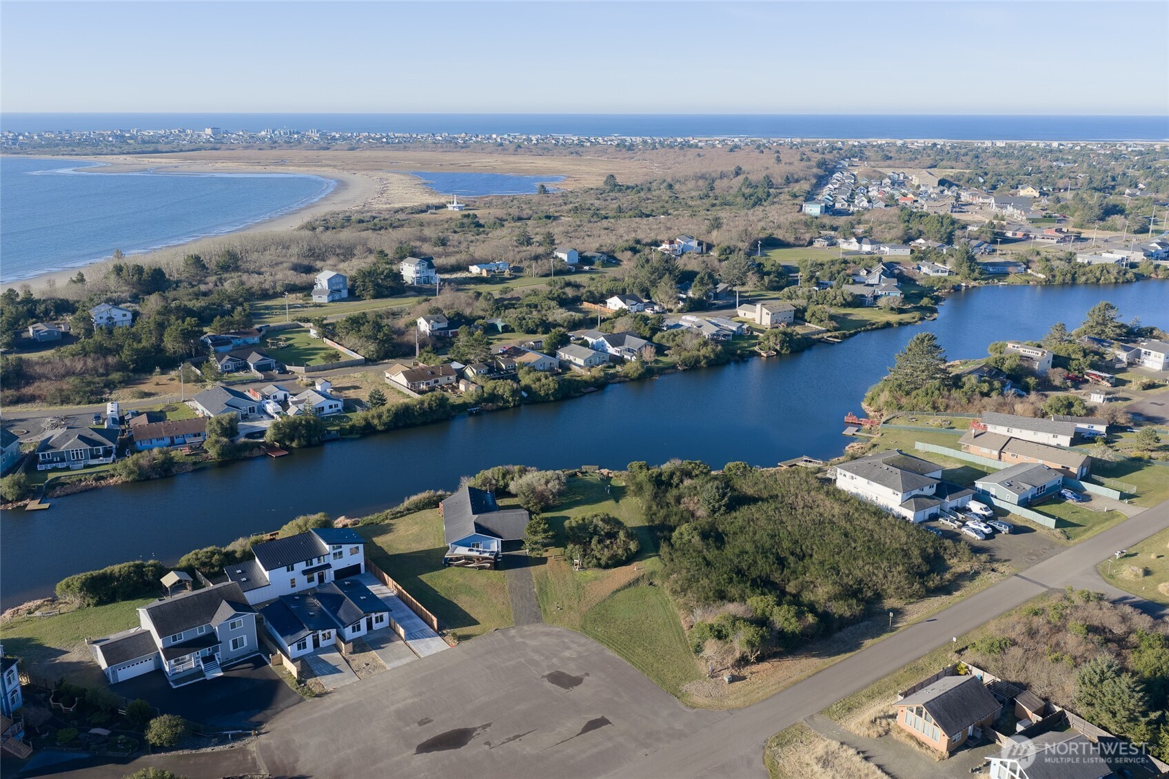 965 Adak Court SE, Ocean Shores, WA 98569