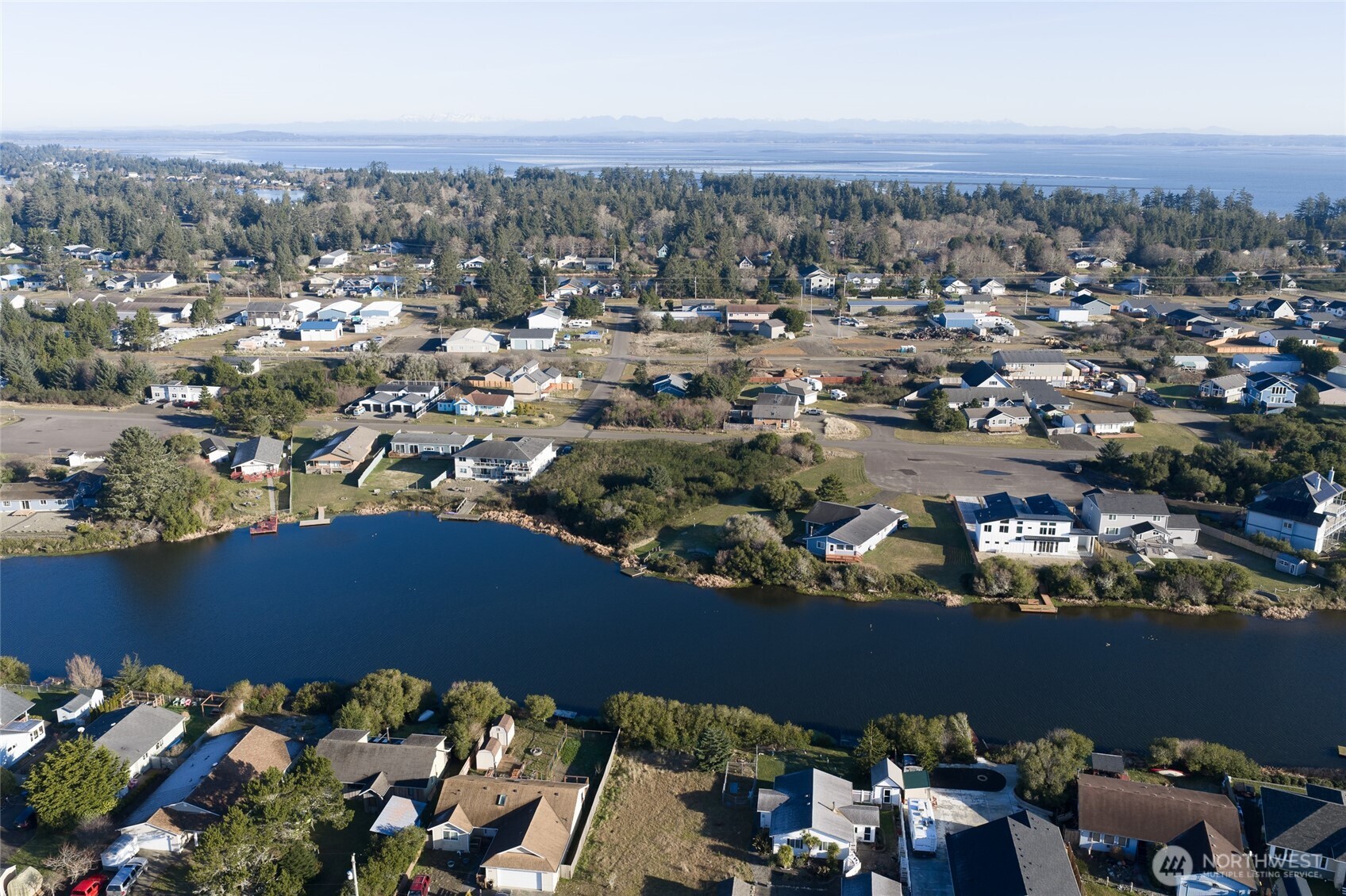 965 Adak Court SE, Ocean Shores, WA 98569