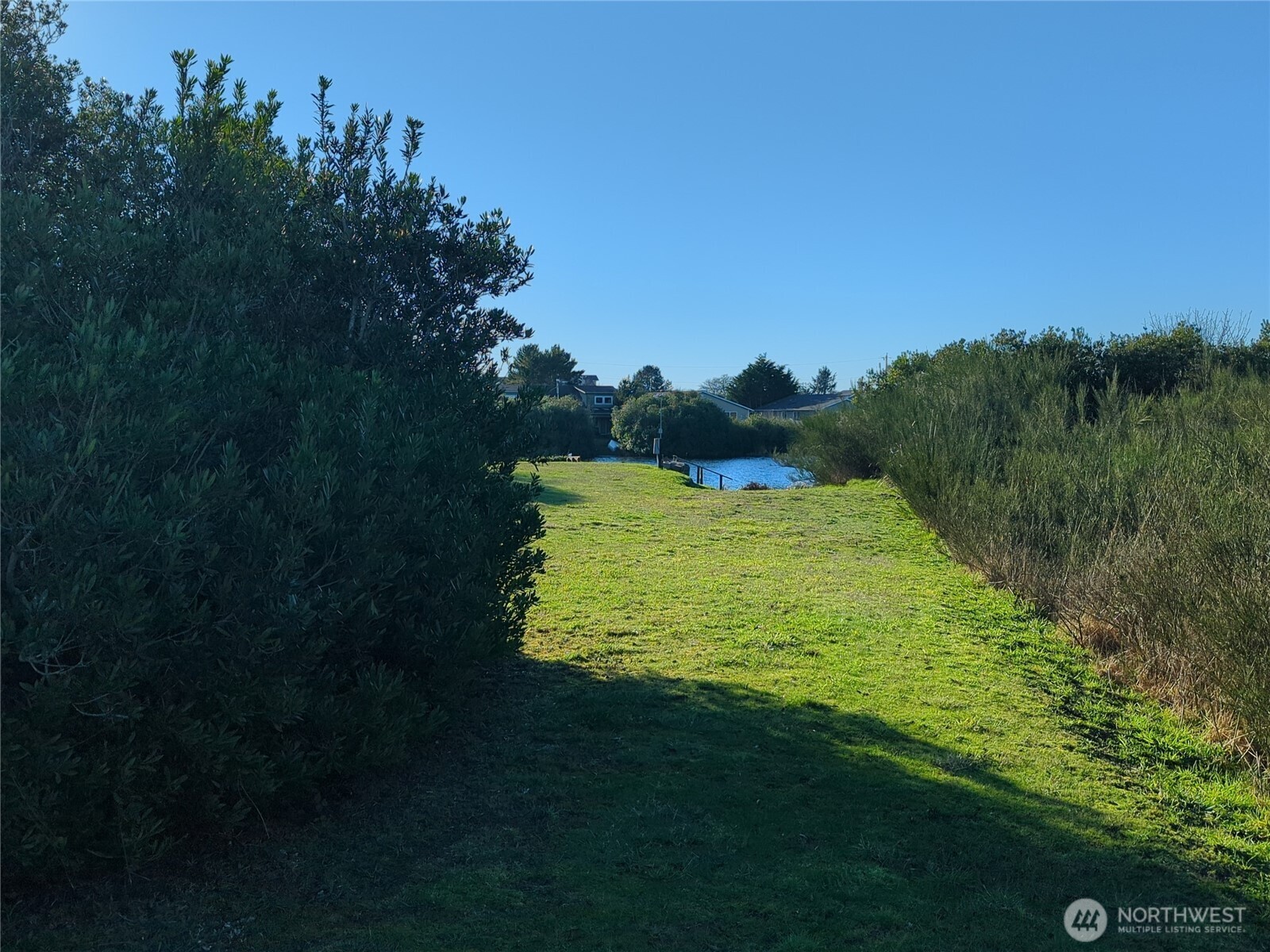 965 Adak Court SE, Ocean Shores, WA 98569