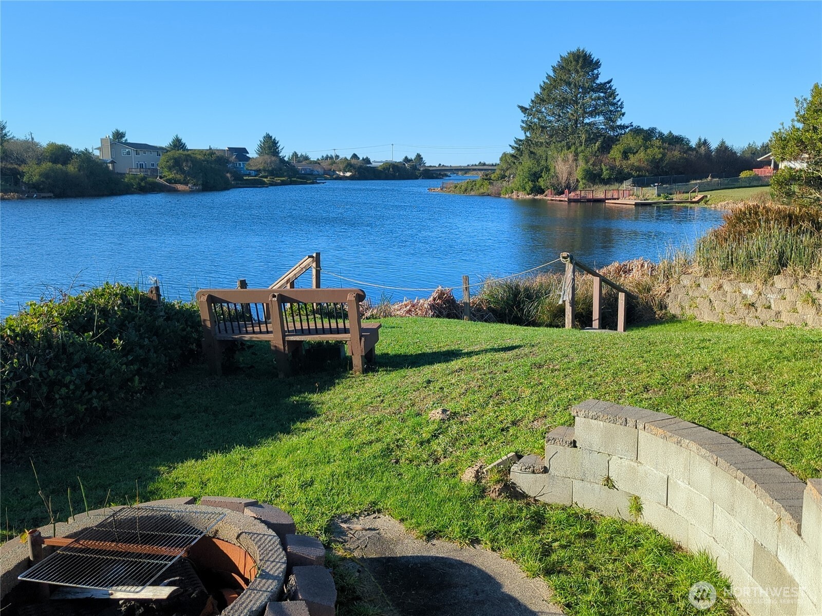 965 Adak Court SE, Ocean Shores, WA 98569