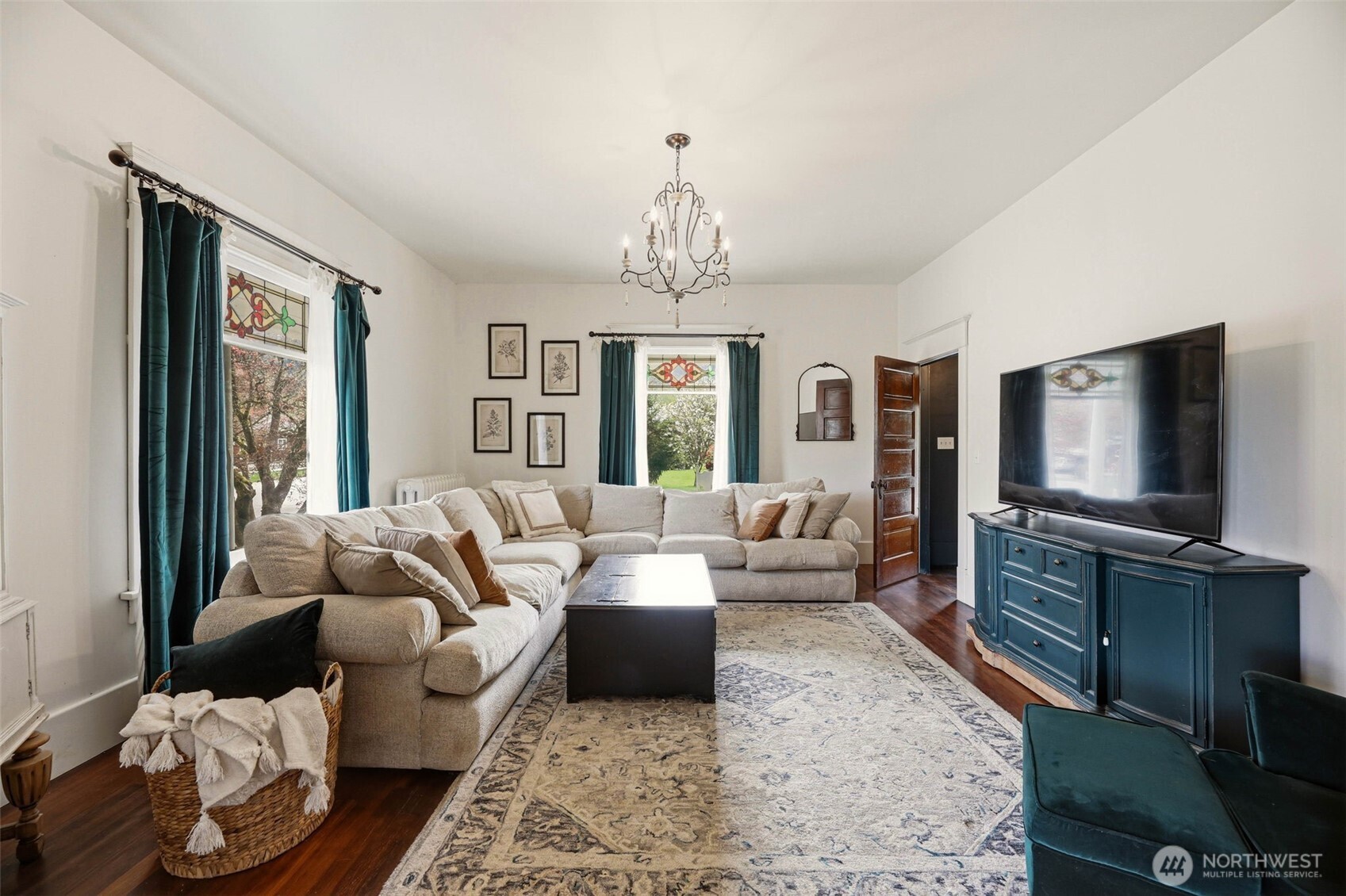 307 Maple Street , Hamilton, WA 98255