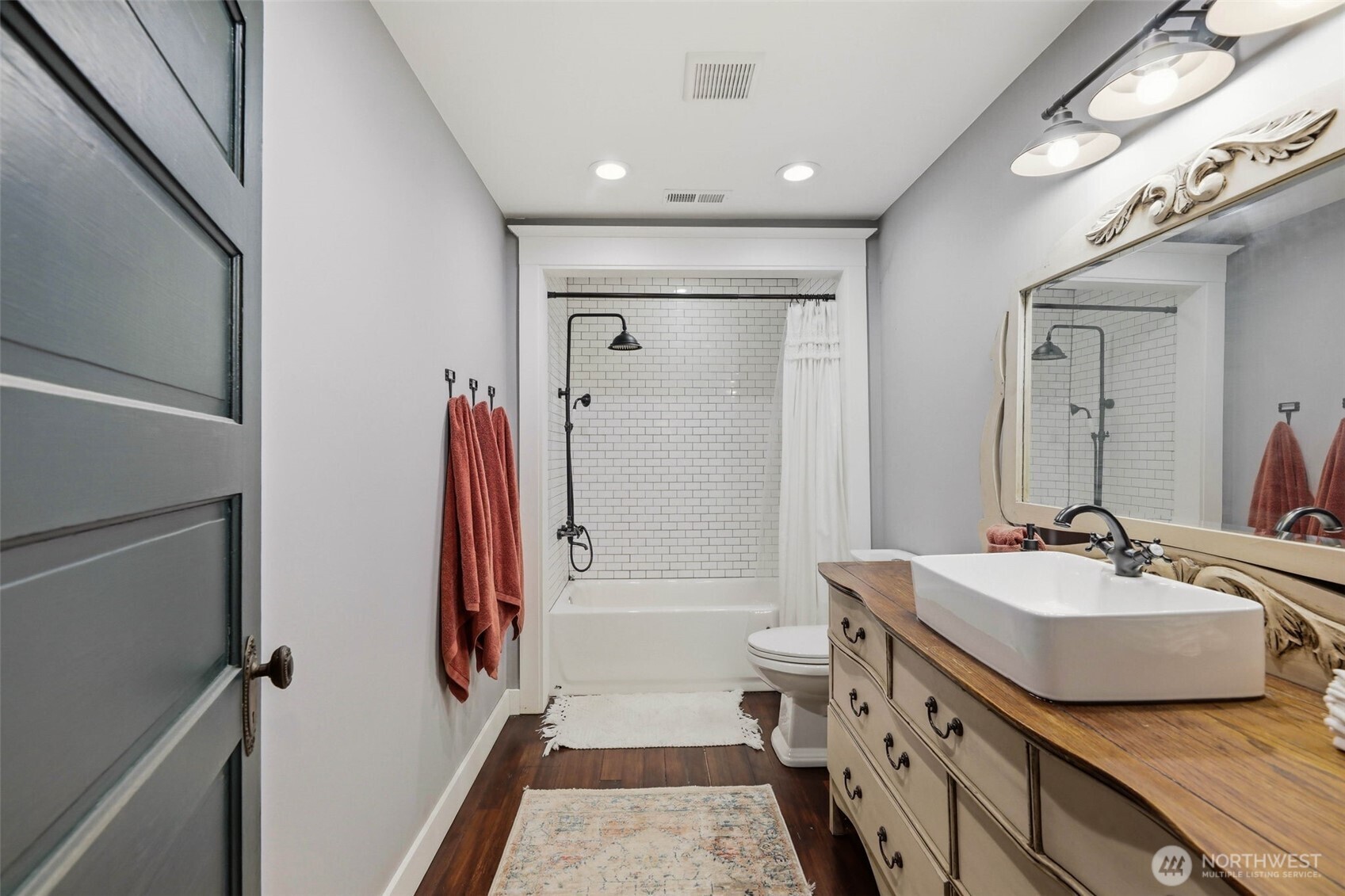 307 Maple Street , Hamilton, WA 98255
