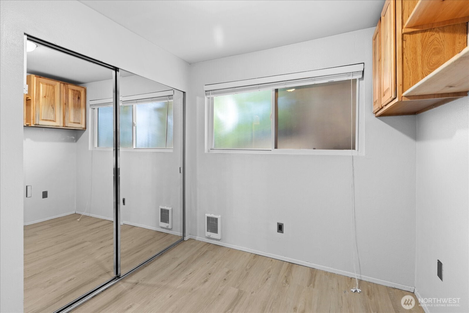 22107 66th Avenue W #10D, Mountlake Terrace, WA 98043