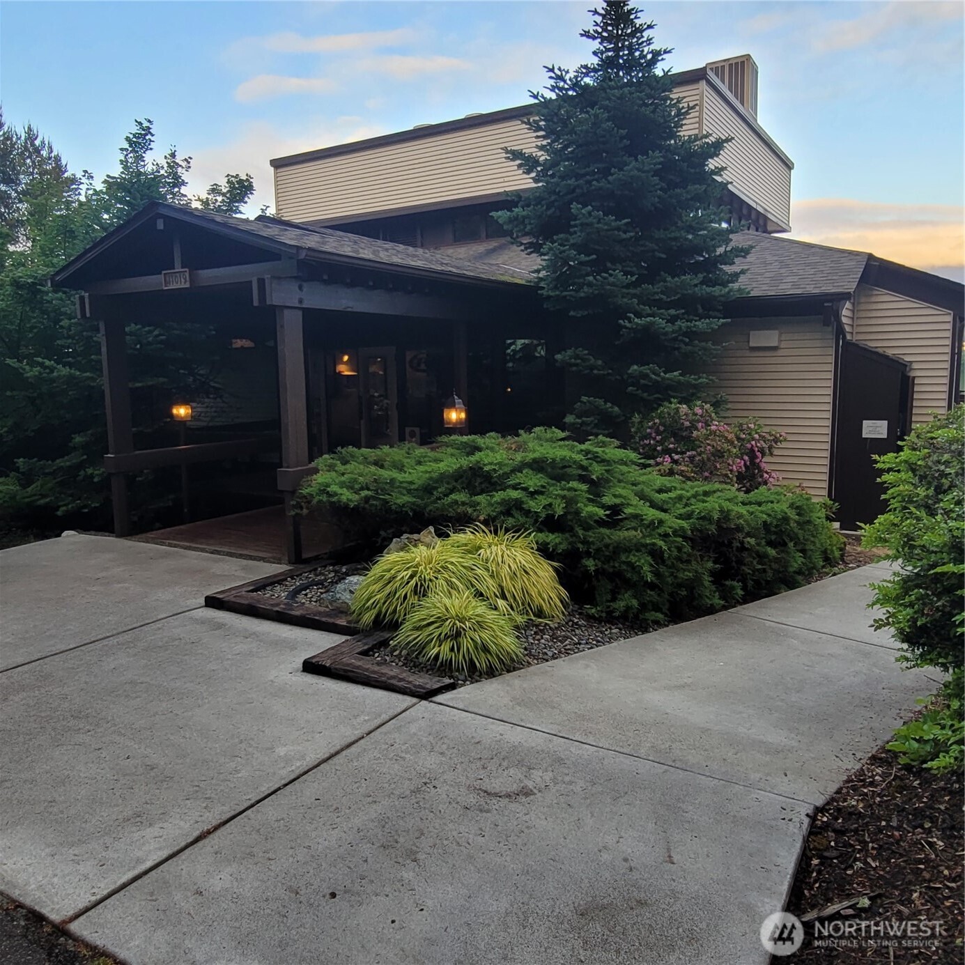 12726 96th Street Ct , Anderson Island, WA 98303