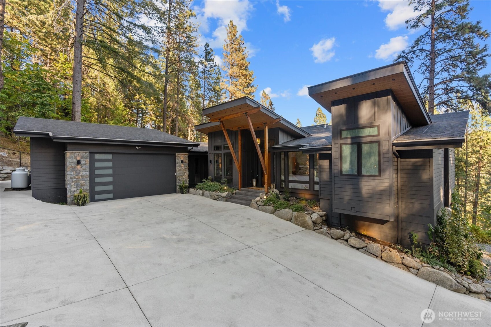 8836 Canal Road , Leavenworth, WA 98826