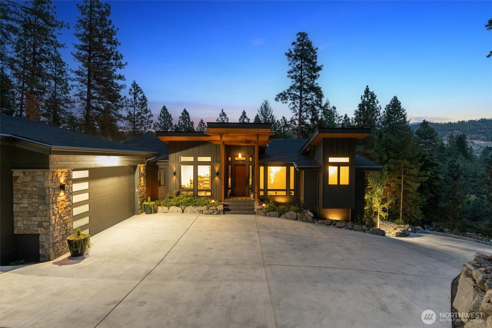 8836 Canal Road , Leavenworth, WA 98826