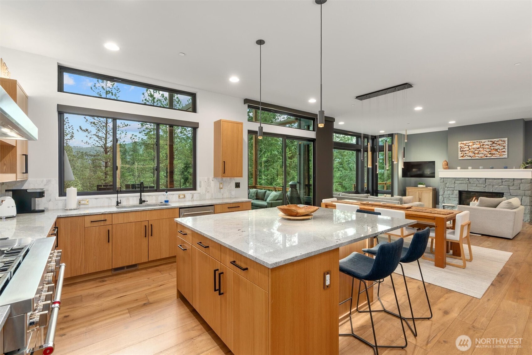 8836 Canal Road , Leavenworth, WA 98826