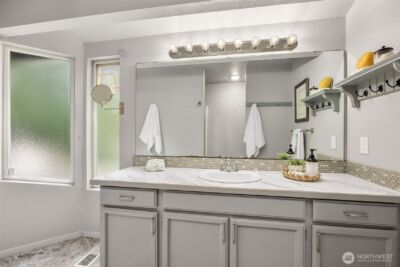 22018 SE 35th Street , Sammamish, WA 98075 - Photo 11