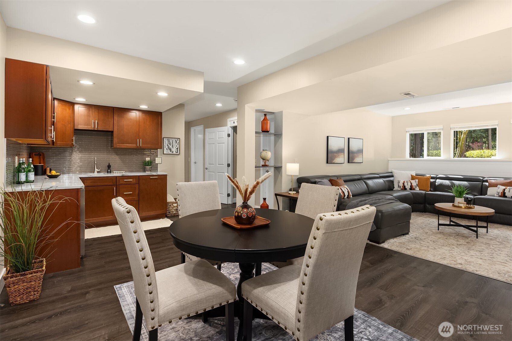 22018 SE 35th Street , Sammamish, WA 98075