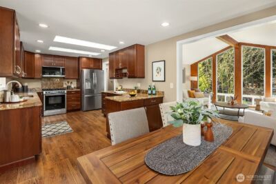 22018 SE 35th Street , Sammamish, WA 98075 - Photo 5