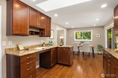 22018 SE 35th Street , Sammamish, WA 98075 - Photo 8