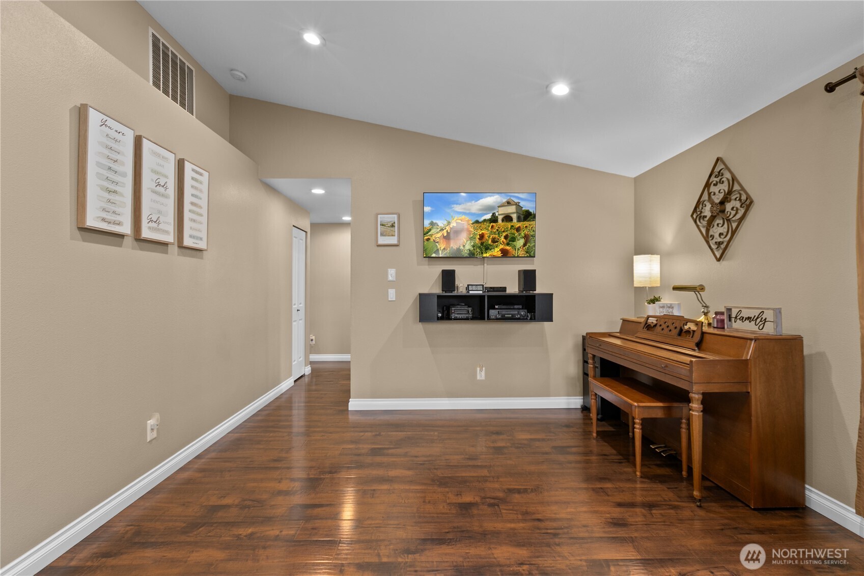 3611 Orange Blossoms Court , Bellingham, WA 98226