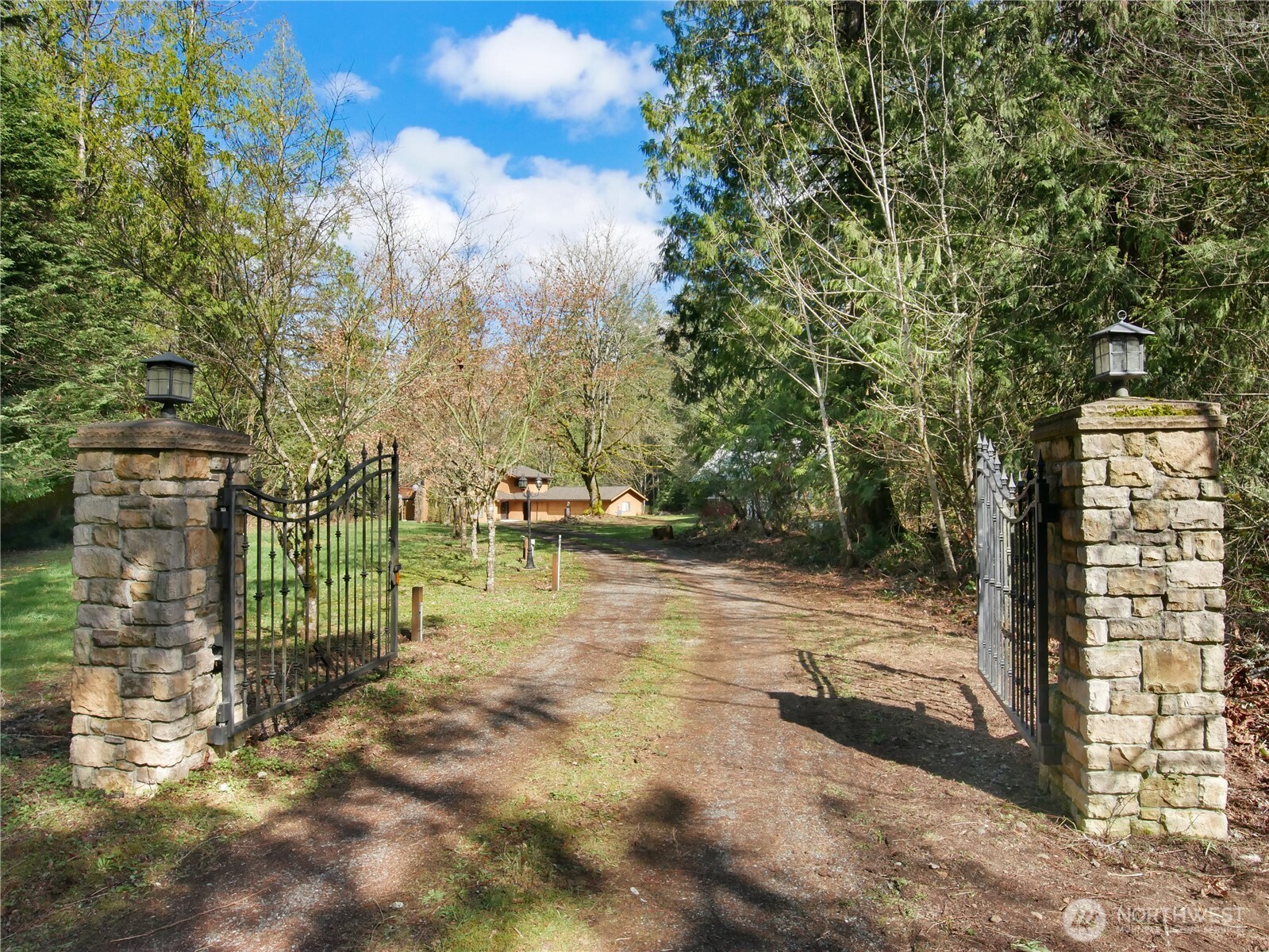 23920 SE 371 Street , Enumclaw, WA 98022